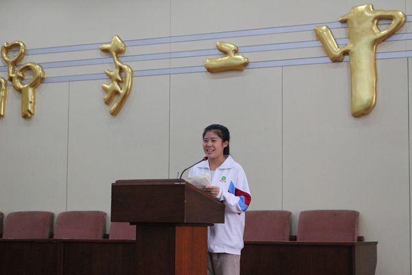 济南二中举行"我心中的好老师"学生演讲比赛
