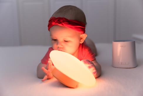 领婴OLED婴儿喂养护眼灯、益眸OLED学习级