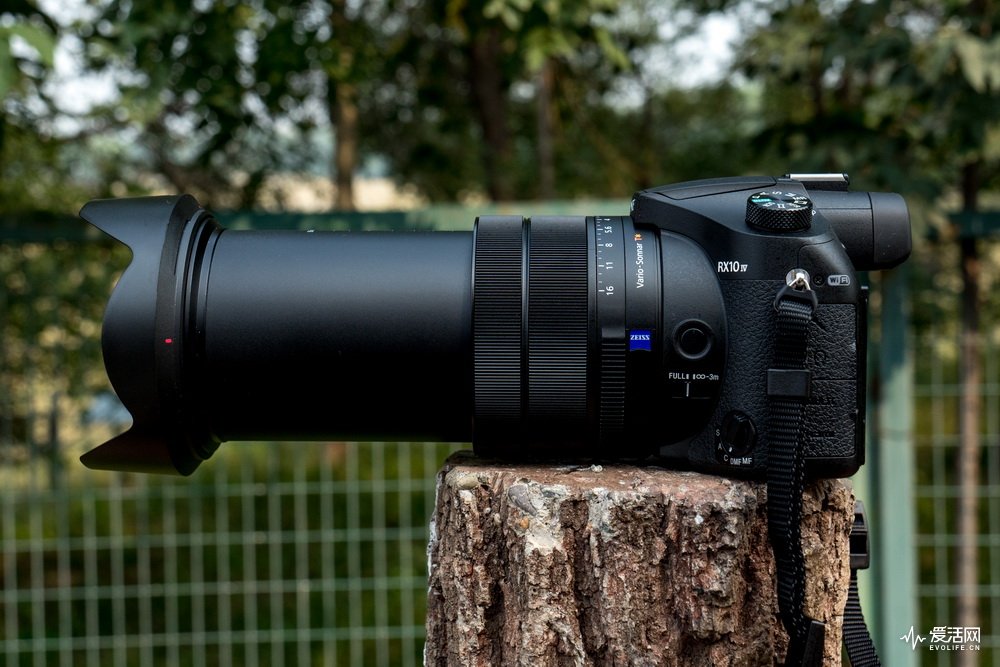 这是你能买到最好的1英寸相机 索尼黑卡RX10
