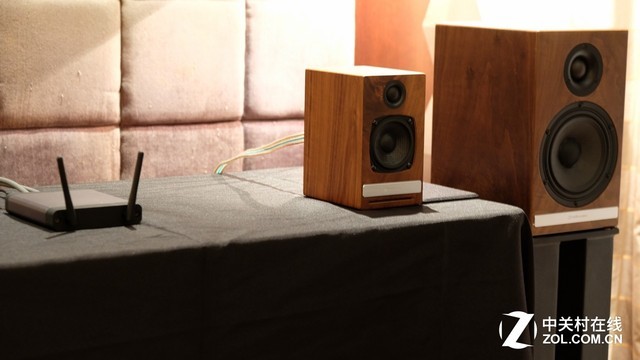 全面产品展示 广州音响展声擎展房直击