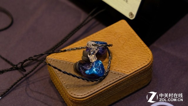 2017广州音响展 qdc携全系耳机亮相