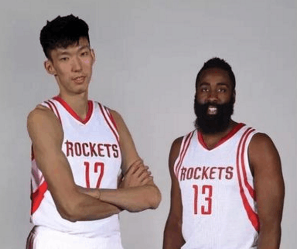 火箭训练营开启 哈登给周琦特殊待遇不一般