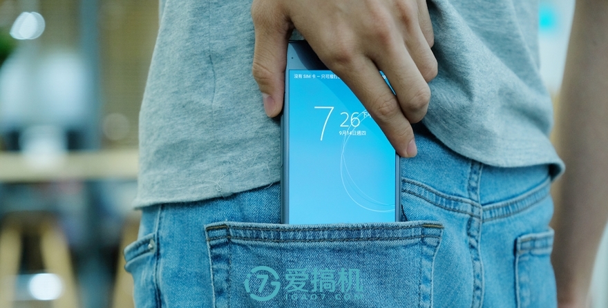 全面屏时代的日系清流 索尼Xperia XZ1图赏