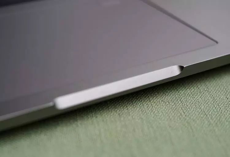 小米笔记本 Pro 15.6 英寸图赏:深空灰配色,八代