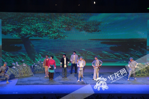 红色经典剧目获师生好评 重庆市京剧团《沙家