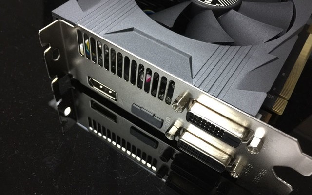 《夭折》免费下 黑金战神与你绝地求生 