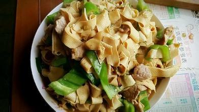 教你简单健康的午餐食谱,一道菜就能吃两碗米饭