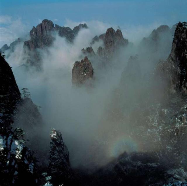 天下第一奇山黄山这么玩,总有一种姿势适合你