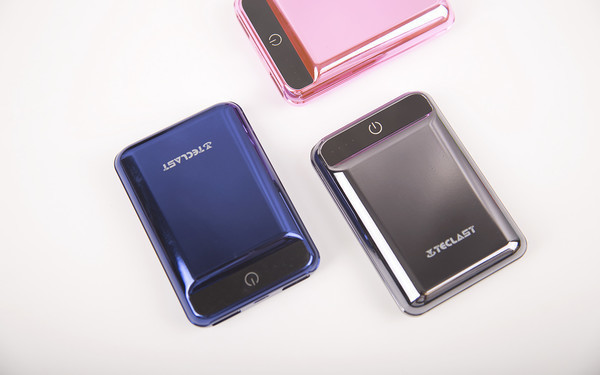 iPhone 8首发续航不给力 试试台电A10吧