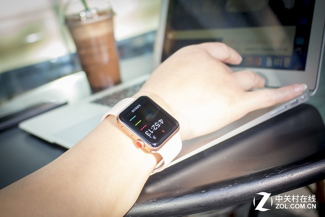脱离手机大势所趋 Apple Watch 3评测 