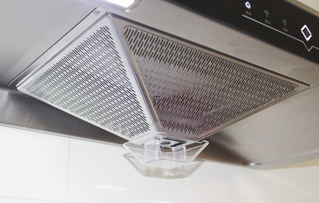 超薄机身大吸力 四季沐歌吸油烟机评测