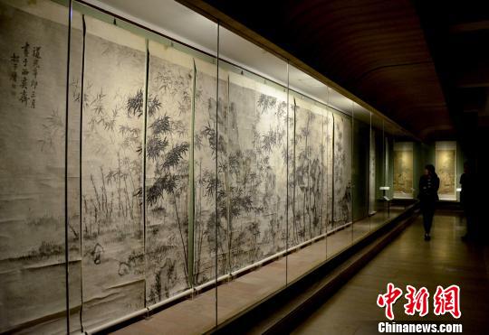广州艺术博物院藏历代绘画精品展开幕 索有为 摄