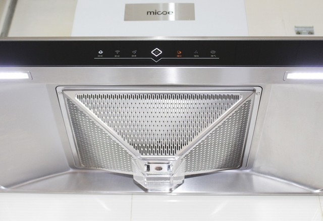 超薄机身大吸力 四季沐歌吸油烟机评测