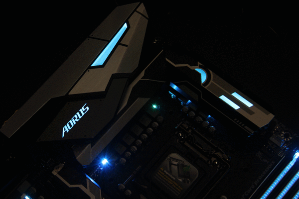 技嘉z370 aorus gaming 7主板开箱图赏