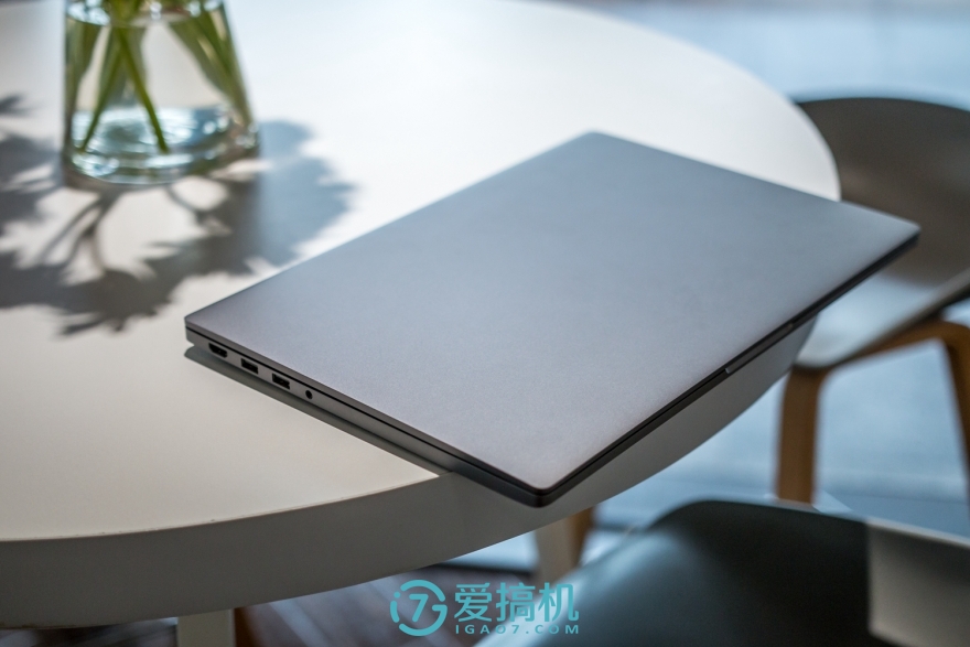 更大更快更强 小米笔记本Pro图赏