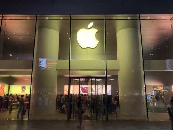 iPhone 8 Plus暗光拍摄样张