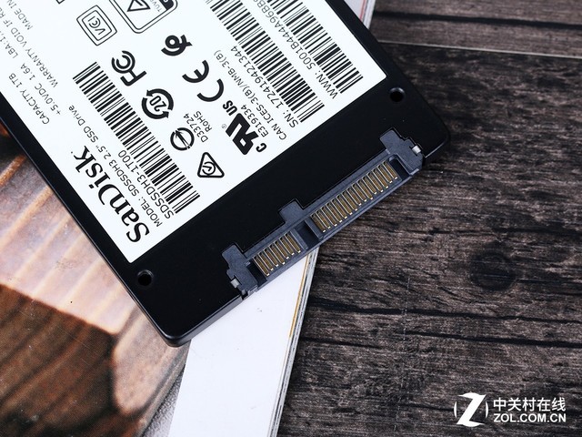 闪迪至尊高速1TB SSD 