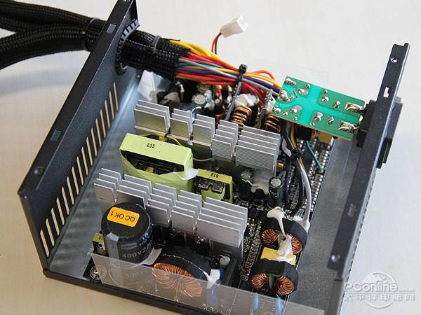 GAMEMAX 碳金500W GAMEMAX 碳金500W