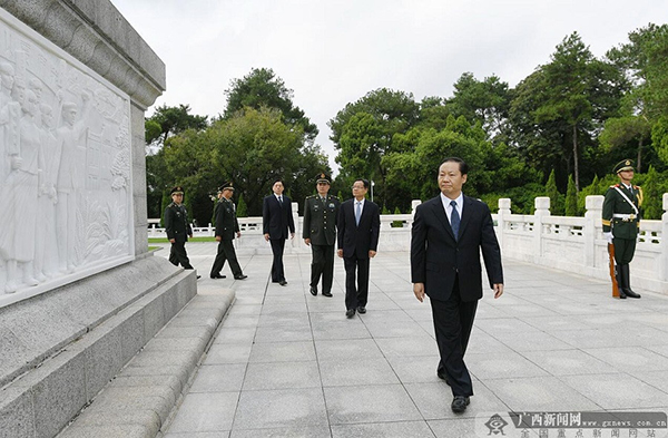 彭清华陈武及南部战区陆军司令员张践等在南宁