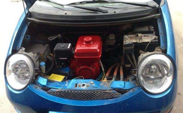 长假跑山续航不够 电动车增程器要不要考虑?_凤凰科技