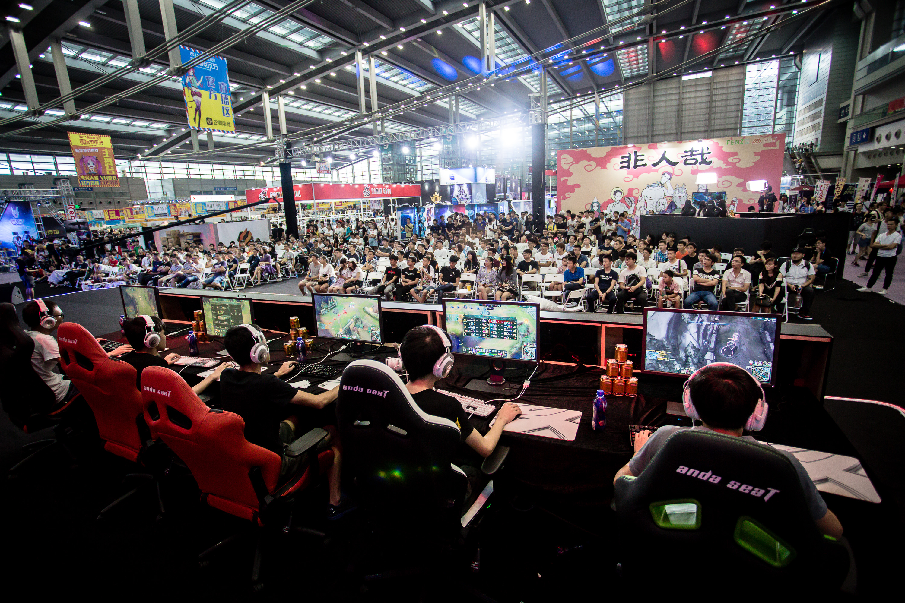 人气爆棚!黄金电竞 R-LEAGUE WVP大师邀请