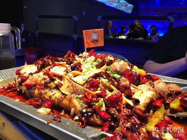 海信双屏手机A2 Pro评测：扔掉kindle吧