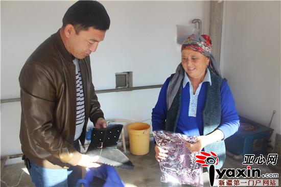 新疆福海县:民族团结一家亲微故事里的真感动