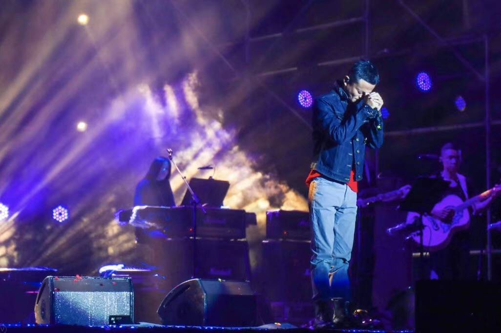 【晚报】就在刚刚，马云和李健"深情"对唱_凤凰科技