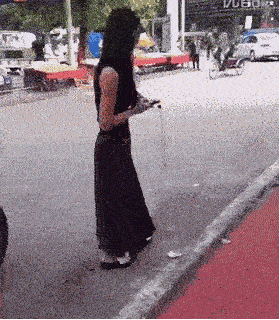 爆笑gif:你可能不信 真是杯子先动的手