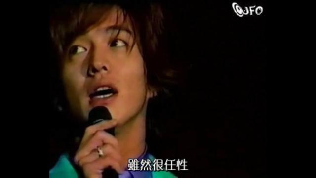 最近学了一个新词:偶像失格