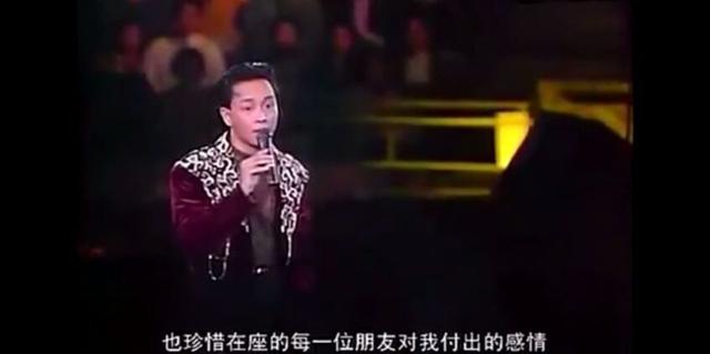 最近学了一个新词:偶像失格