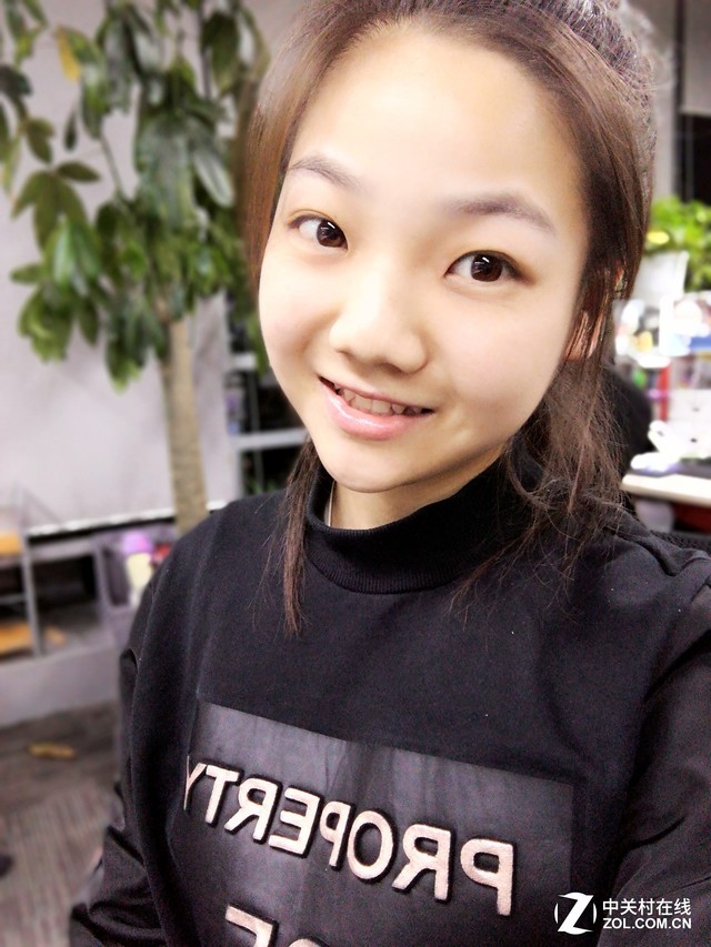 荣耀7X上手：千元拦不住稳健 全屏实力 