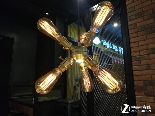 荣耀7X上手：千元拦不住稳健 全屏实力 