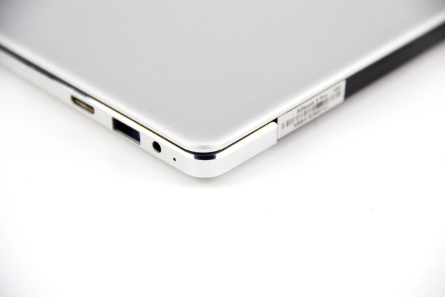 超低价轻薄本的黑马 中柏EZbook 3 Pro评测 