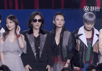 353_247 gif 动态图 动图