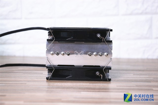 打破常规 15款200元内主流散热器大横评 