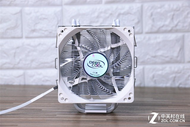 打破常规 15款200元内主流散热器大横评 