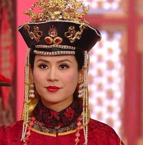 TVB经典剧《万凰之王》主演现状,胡杏儿产子,胡定欣蝉联视后