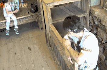 ����һ������¥5¥��� Ůͯ����ֽ������ȫ��