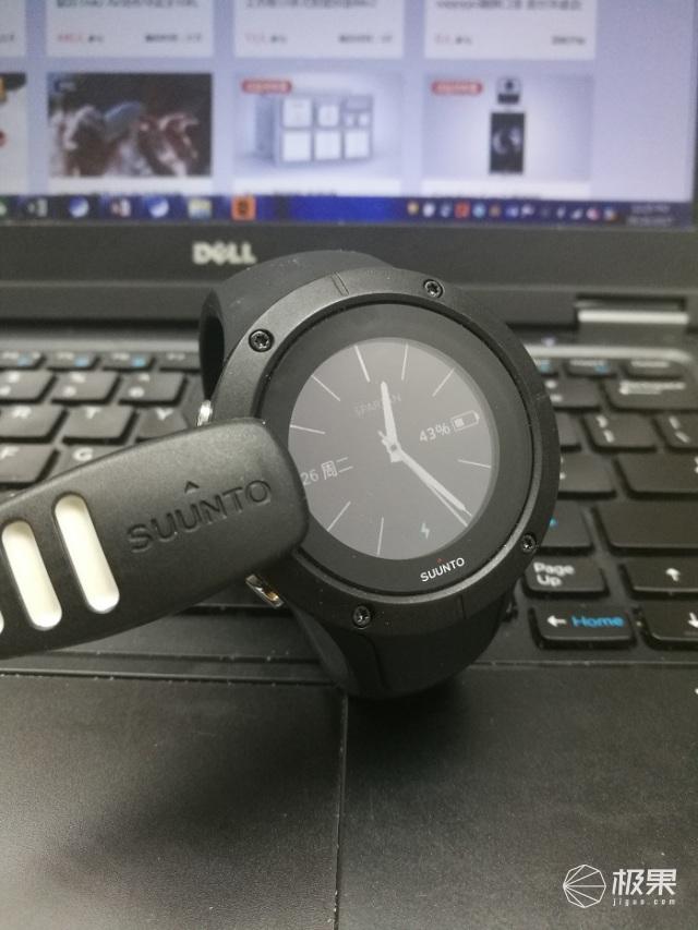 最强运动腕表的强强对决，颂拓两个旗舰款到底谁更强？