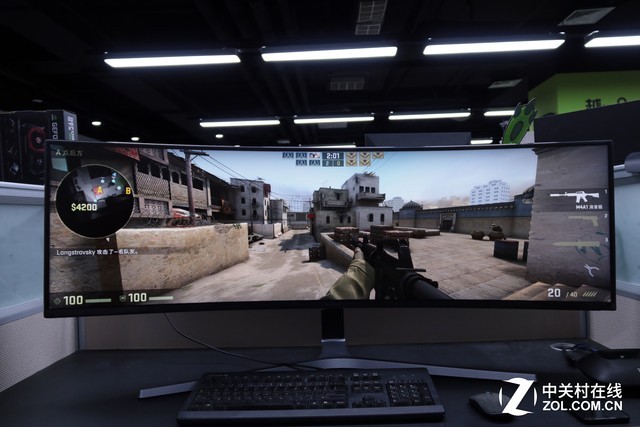 编辑部的日常:用两万块的显示器办公