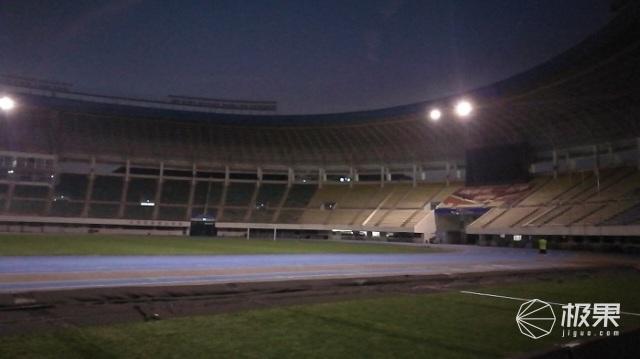 最强运动腕表的强强对决，颂拓两个旗舰款到底谁更强？