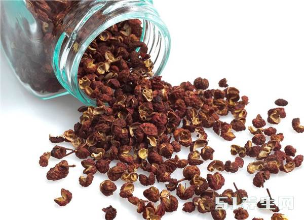 经常喝花椒泡水有这些功效,注意了!