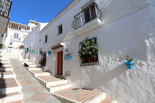 轻便广角怎么选？风光摄影装备入坑指南 