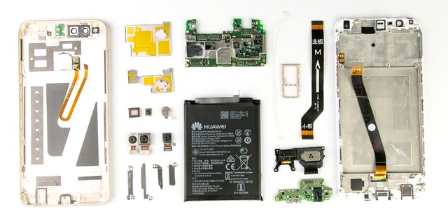 卖1299抢iPhone X饭碗 荣耀7X拆解示众 