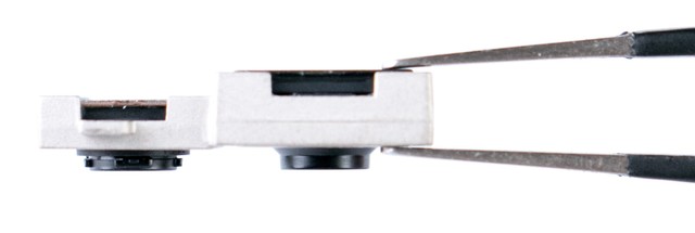 卖1299抢iPhone X饭碗 荣耀7X拆解示众 