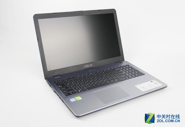 i7+4G独显却不是游戏本 华硕FL8000U评测 