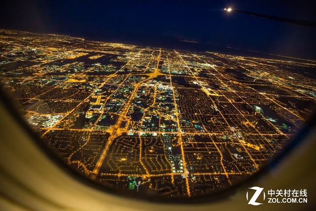 震撼上帝视角 如何在飞机上拍风光大片 