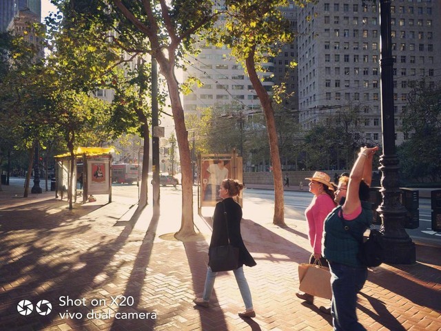 不仅全面屏 vivo X20还是逆光拍照神器 