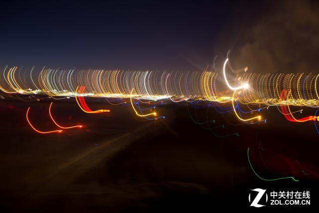 丢掉无人机！教你如何在飞机上拍风光 